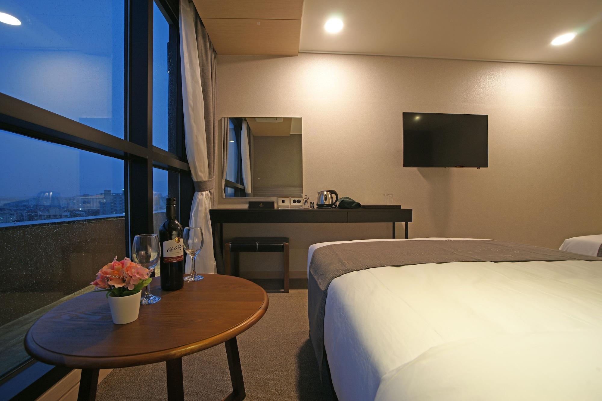 I-Jin Hotel Jeju Eksteriør billede