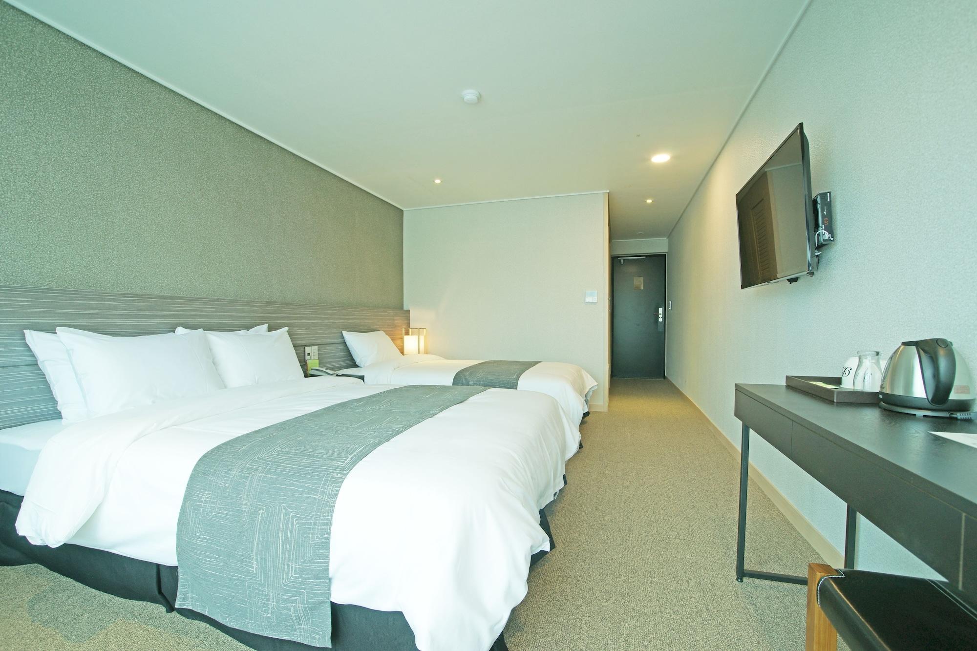 I-Jin Hotel Jeju Eksteriør billede