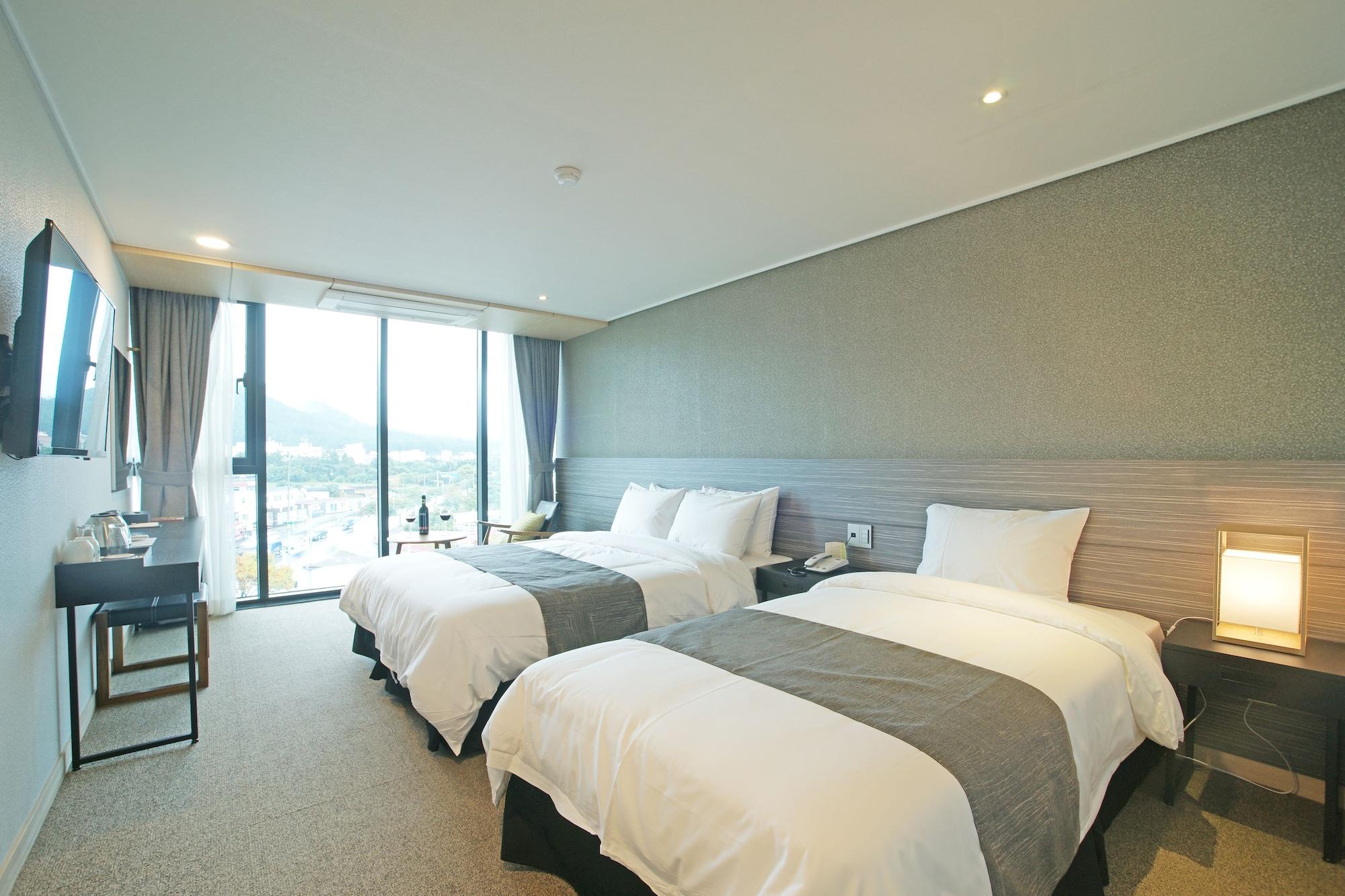 I-Jin Hotel Jeju Eksteriør billede