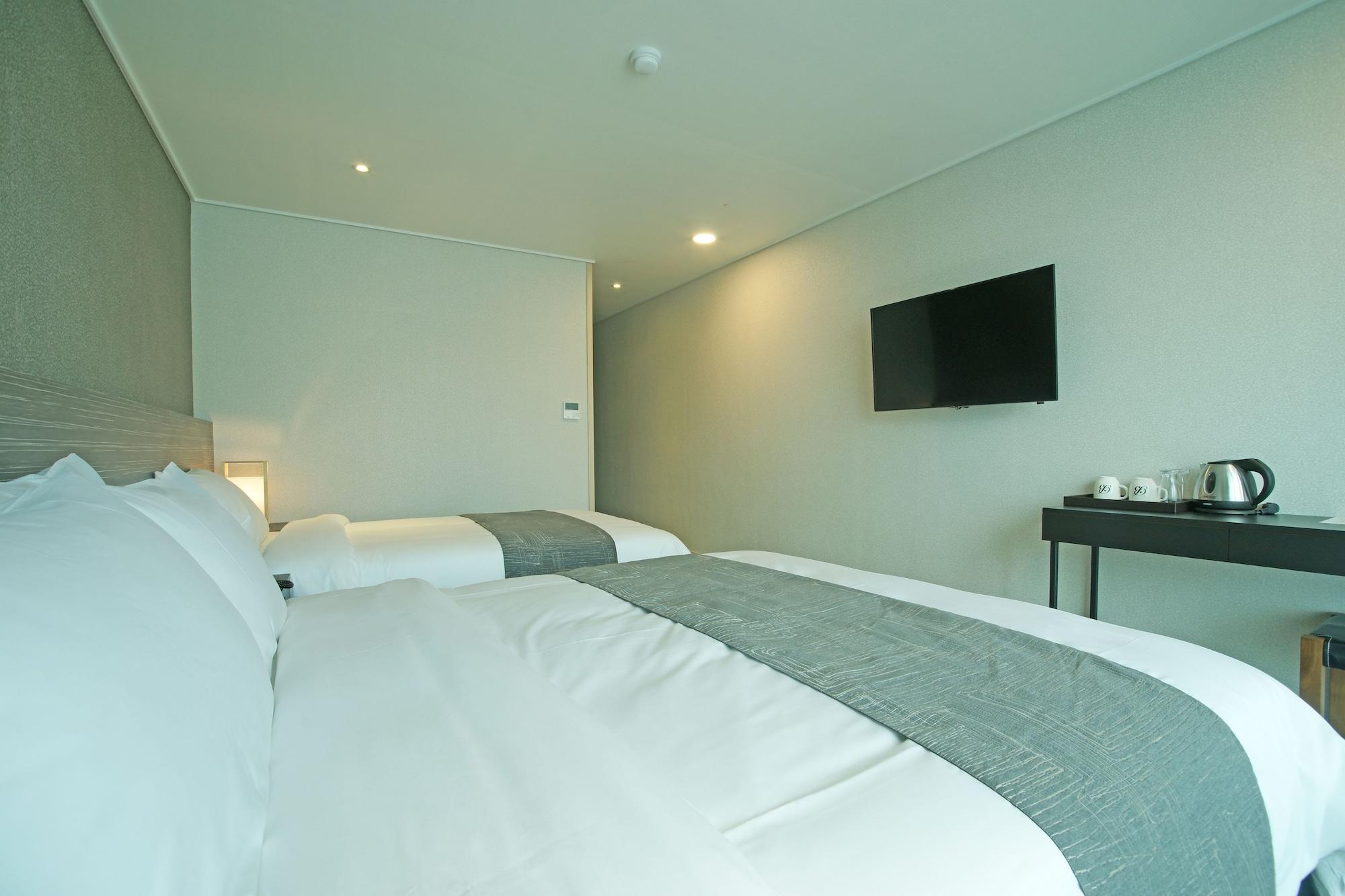 I-Jin Hotel Jeju Eksteriør billede