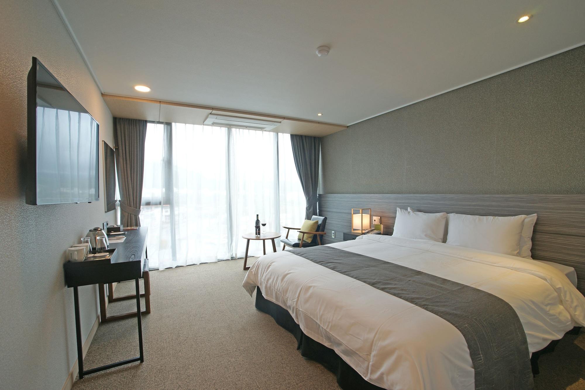 I-Jin Hotel Jeju Eksteriør billede