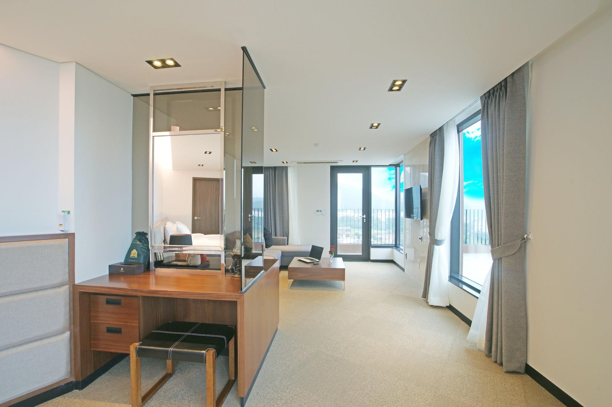 I-Jin Hotel Jeju Eksteriør billede