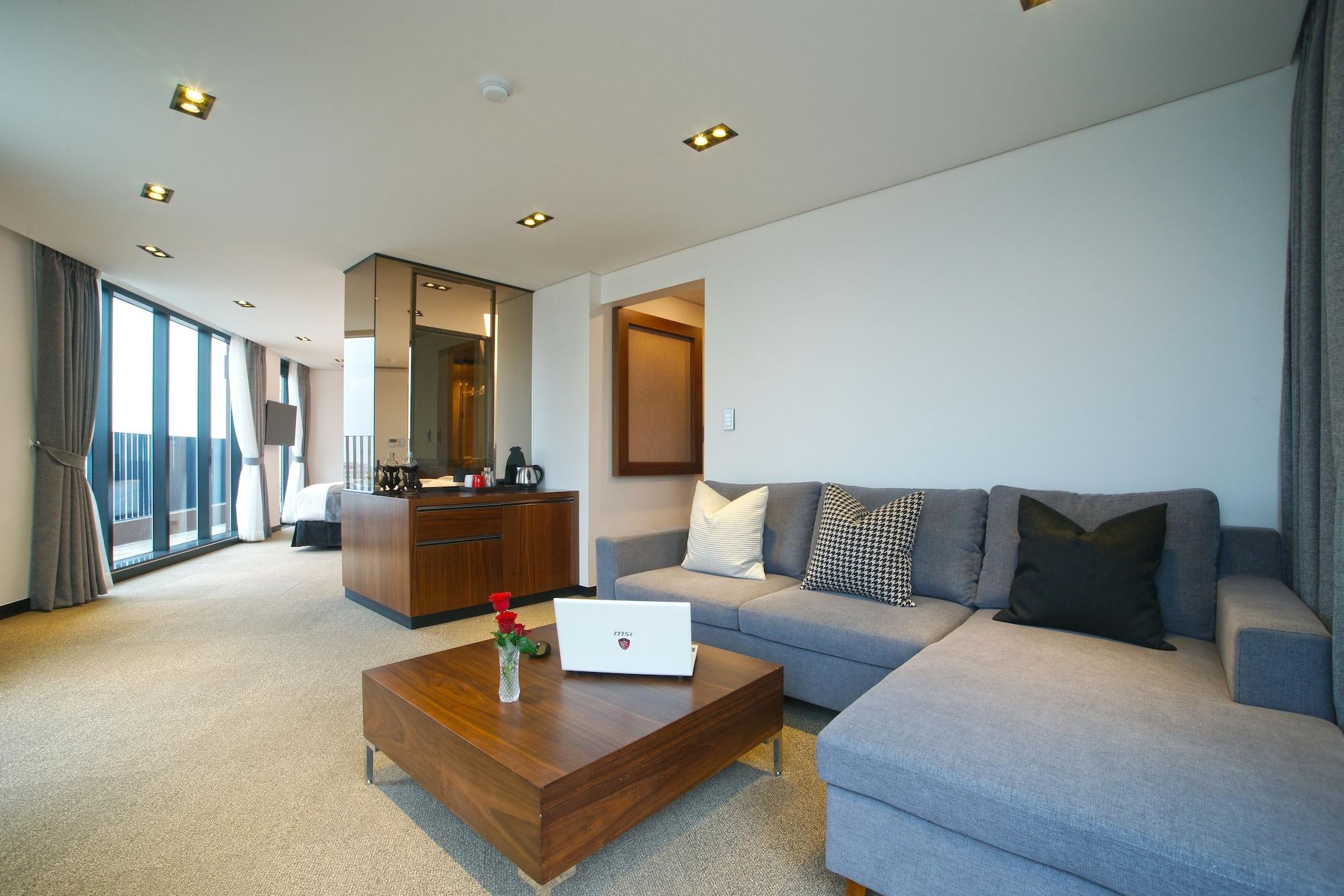 I-Jin Hotel Jeju Eksteriør billede
